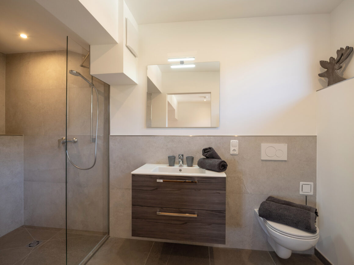 muehlberghof-koessen_ferienwohnung-muehlberg_badezimmer_7 Ferienwohnung Mühlberg