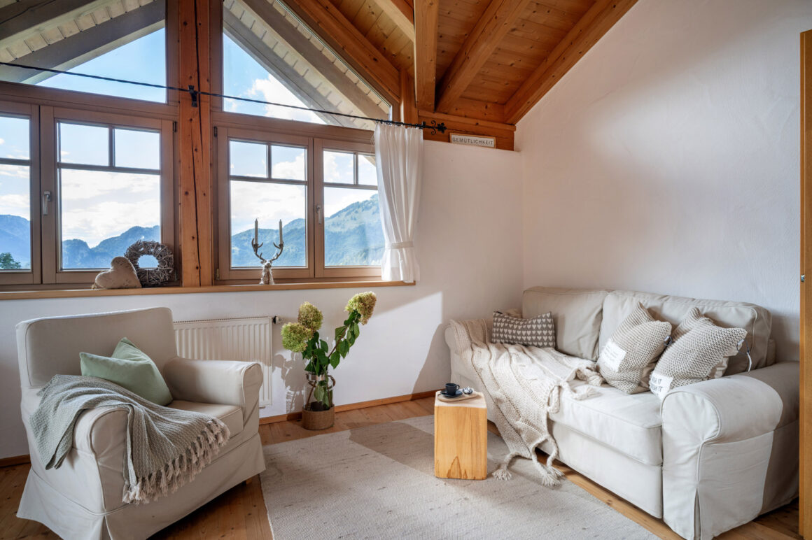 muehlberghof-koessen_ferienwohnung-rosi_wohnraum-Wohnhimmer1_1 Ferienwohnung Rosi